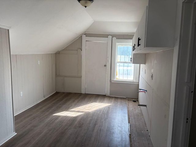 931 9th Avenue 2, Port Arthur, TX 77642