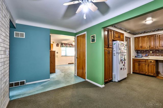 3252 Greenway Avenue, Green Twp, OH 45248