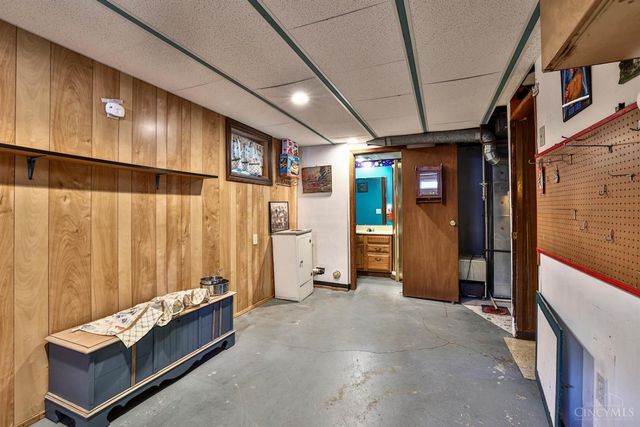 3252 Greenway Avenue, Green Twp, OH 45248