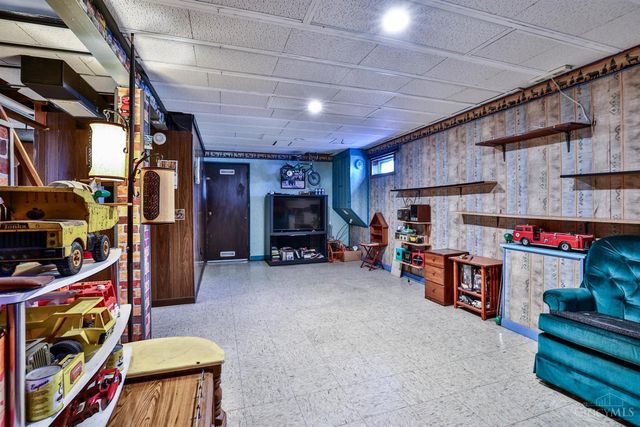 3252 Greenway Avenue, Green Twp, OH 45248