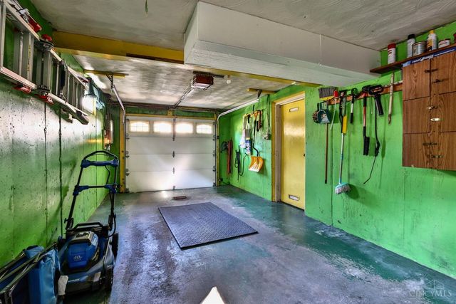 3252 Greenway Avenue, Green Twp, OH 45248