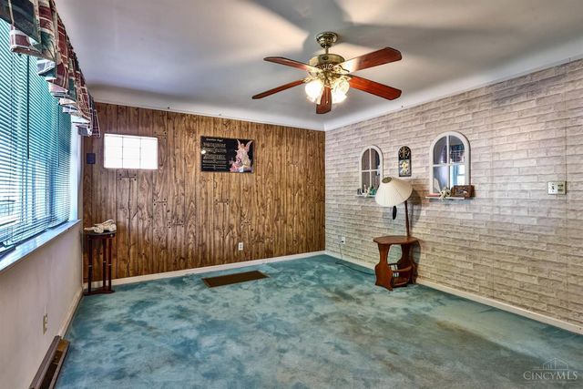 3252 Greenway Avenue, Green Twp, OH 45248