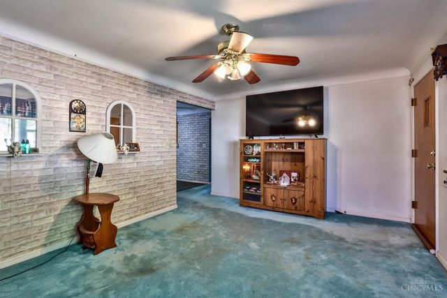 3252 Greenway Avenue, Green Twp, OH 45248