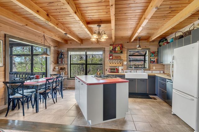 1841 Laurel Lake Dr, Monteagle, TN 37356