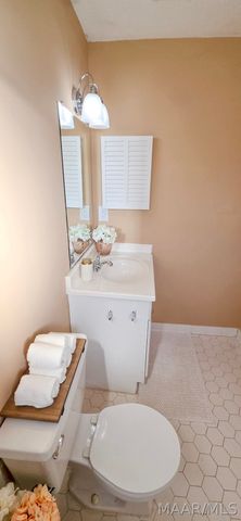 429 Avon Road, Montgomery, AL 36109