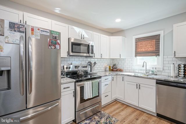 42 EVERGREEN AVE, Pitman, NJ 08071