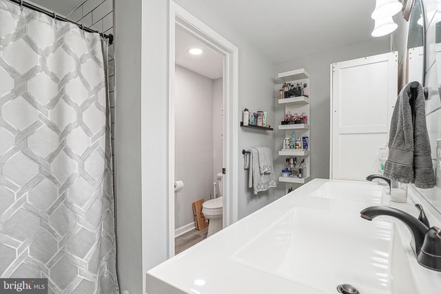 42 EVERGREEN AVE, Pitman, NJ 08071