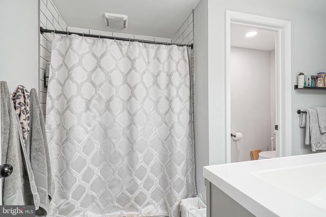 42 EVERGREEN AVE, Pitman, NJ 08071