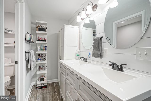 42 EVERGREEN AVE, Pitman, NJ 08071