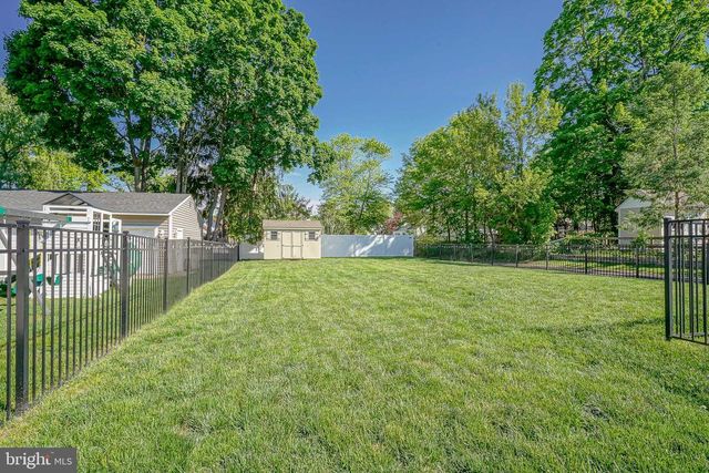 42 EVERGREEN AVE, Pitman, NJ 08071