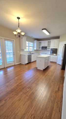 368 Logans Cir, Franklin, TN 37067