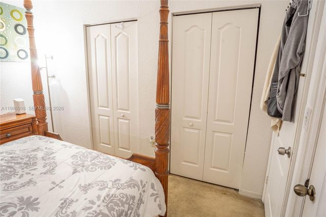 17425 NW 75th Pl 101, Hialeah, FL 33015