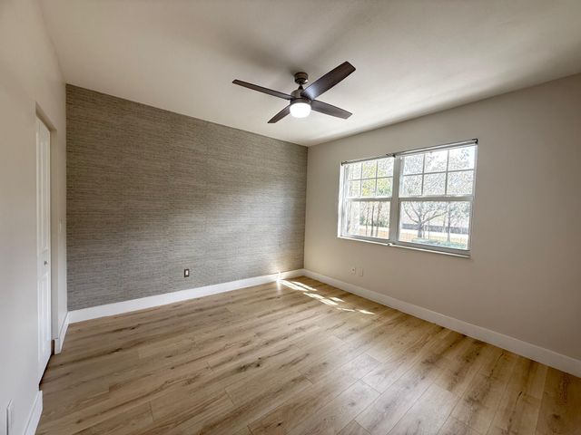 5860 W Sample Road 202, Coral Springs, FL 33067