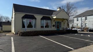 221 N Broadway, Georgetown, KY 40324