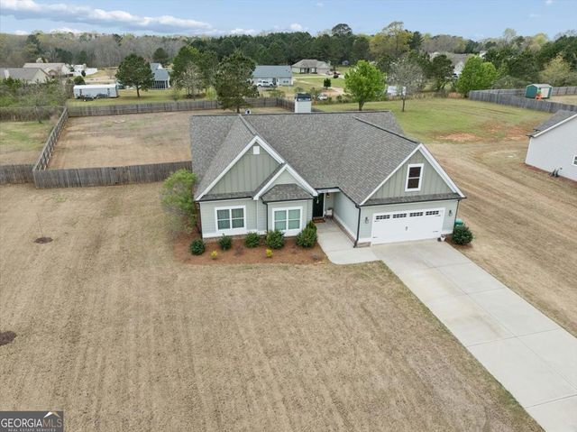 198 Alexander Lakes Drive, Eatonton, GA 31024