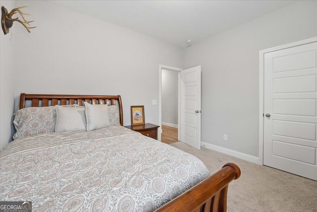 198 Alexander Lakes Drive, Eatonton, GA 31024