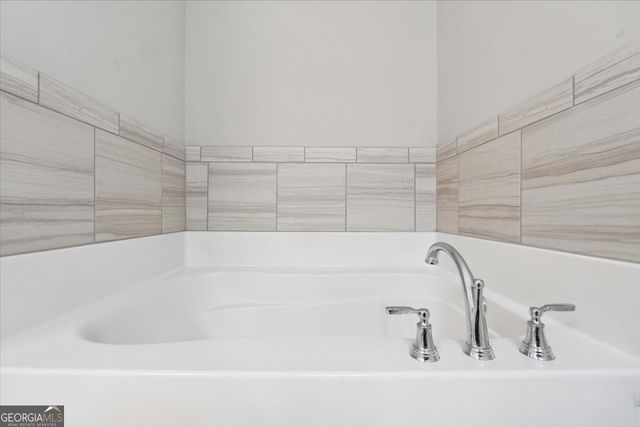 198 Alexander Lakes Drive, Eatonton, GA 31024