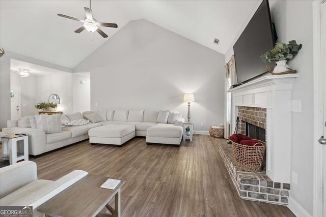 198 Alexander Lakes Drive, Eatonton, GA 31024