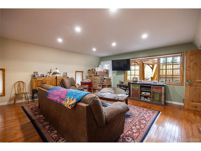 21959 Grandview Ave, Golden, CO 80401