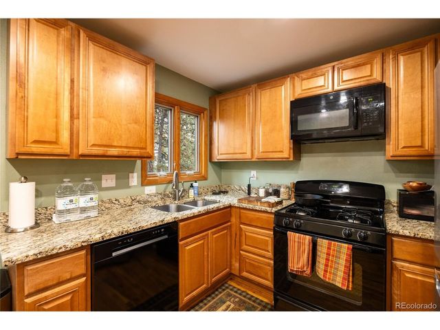 21959 Grandview Ave, Golden, CO 80401