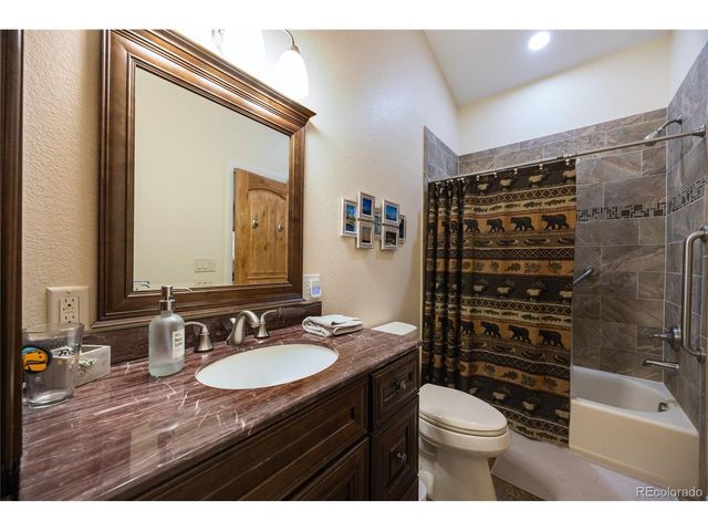 21959 Grandview Ave, Golden, CO 80401