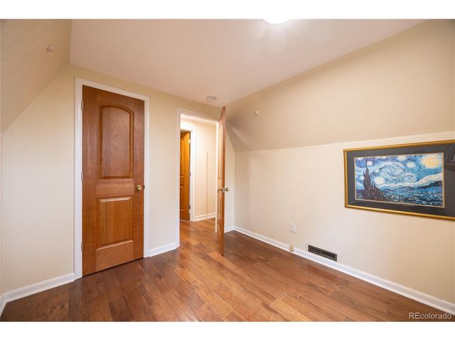 21959 Grandview Ave, Golden, CO 80401