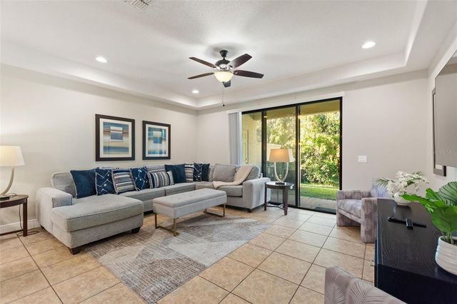 8205 ROSEVILLE BLVD, Davenport, FL 33896