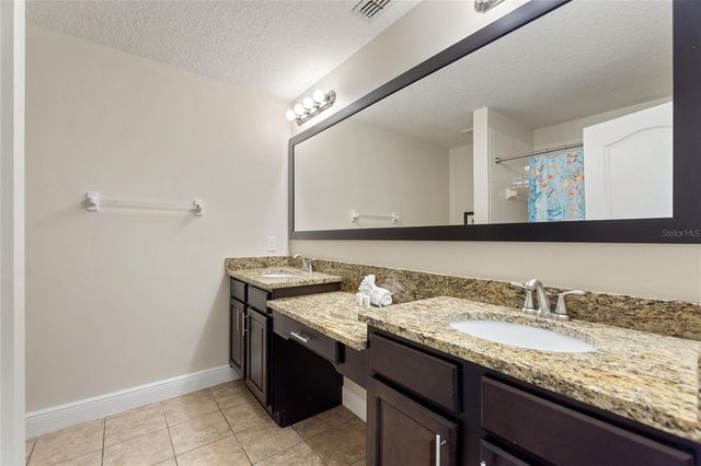 8205 ROSEVILLE BLVD, Davenport, FL 33896