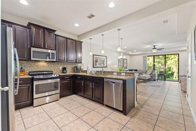 8205 ROSEVILLE BLVD, Davenport, FL 33896