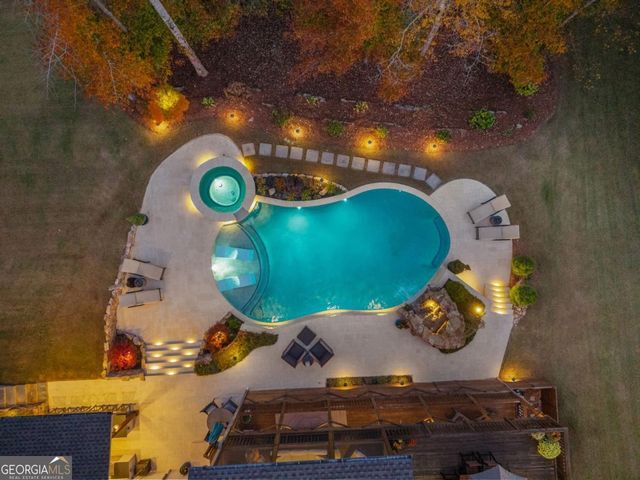 16180 Grand Litchfield Drive, Roswell, GA 30075