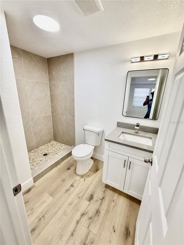 133 SABAL COURT B, Oldsmar, FL 34677