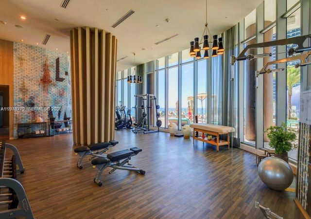 4111 S Ocean Dr 302, Hollywood, FL 33019