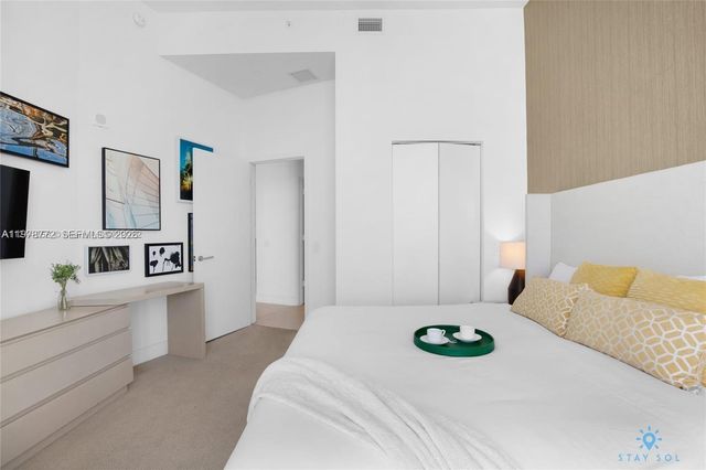 4111 S Ocean Dr 302, Hollywood, FL 33019