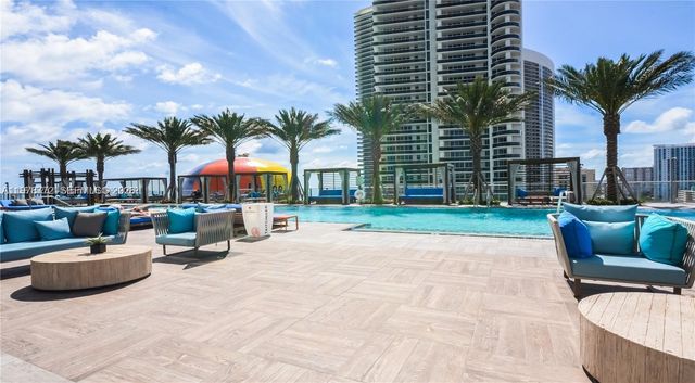 4111 S Ocean Dr 302, Hollywood, FL 33019