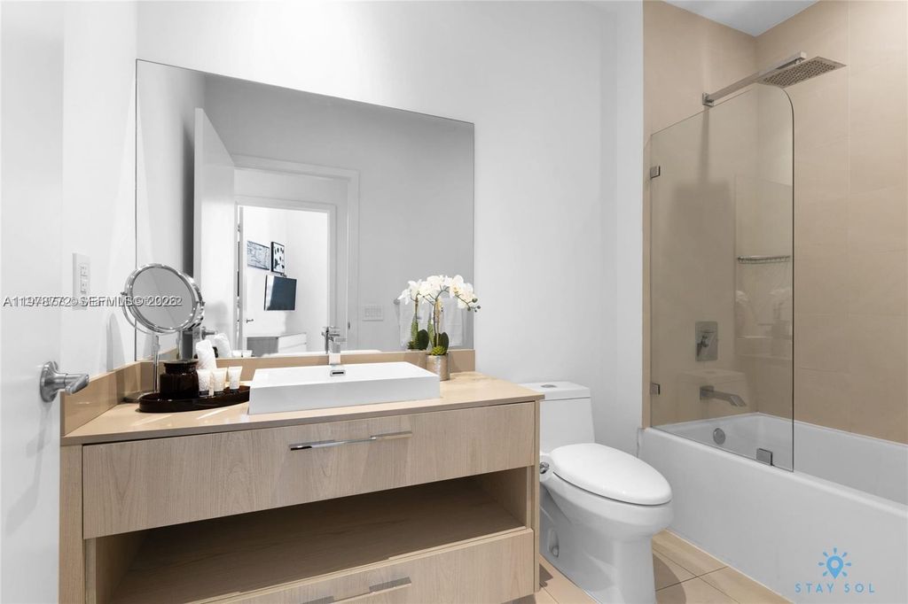 4111 S Ocean Dr 302, Hollywood, FL 33019