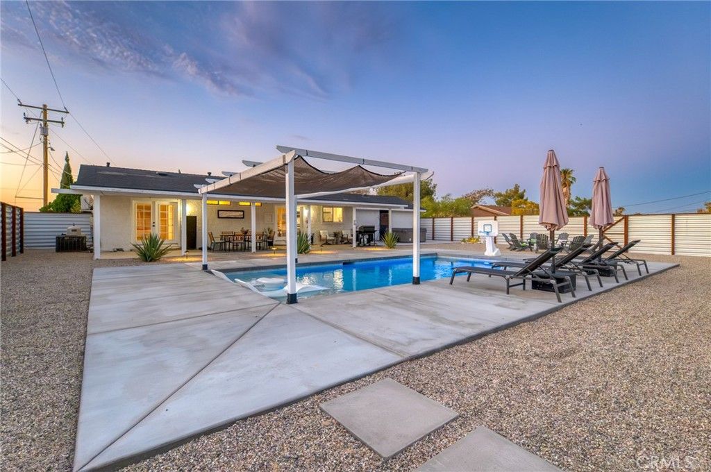 Image 10 of property listing at 74107 Pinon, 29 Palms, CA 92277