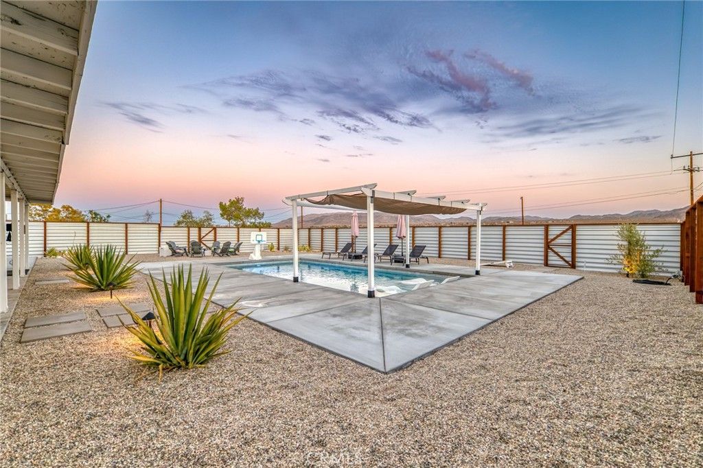 Image 13 of property listing at 74107 Pinon, 29 Palms, CA 92277