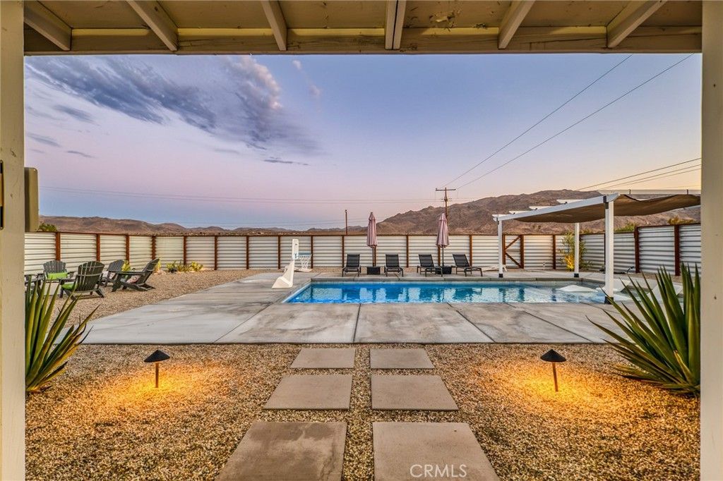 Image 9 of property listing at 74107 Pinon, 29 Palms, CA 92277