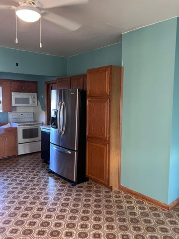 16301 5th Street NE, Foley, MN 56329