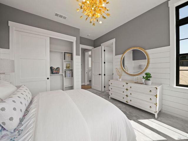 31 Erin Dr, San Rafael, CA 94903