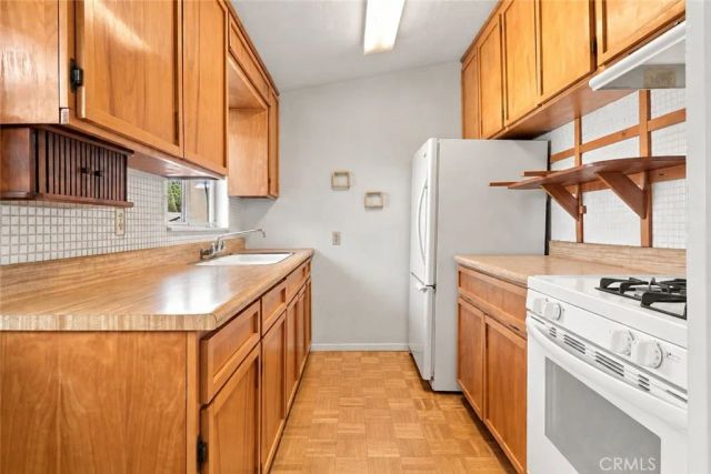 2067 Capri Avenue, Mentone, CA 92359