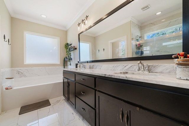6030 W Dogwood Drive, Crestview, FL 32536