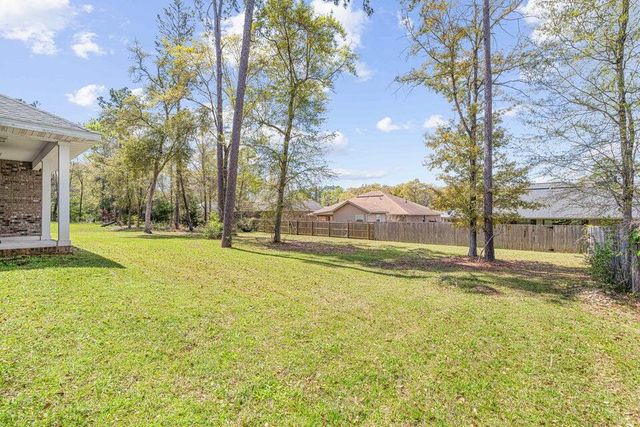 6030 W Dogwood Drive, Crestview, FL 32536