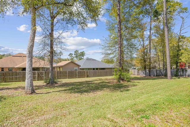 6030 W Dogwood Drive, Crestview, FL 32536