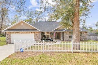 6030 W Dogwood Drive, Crestview, FL 32536
