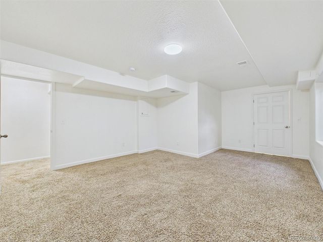 11624 W 62nd Place 102, Arvada, CO 80004