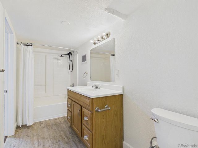 11624 W 62nd Place 102, Arvada, CO 80004
