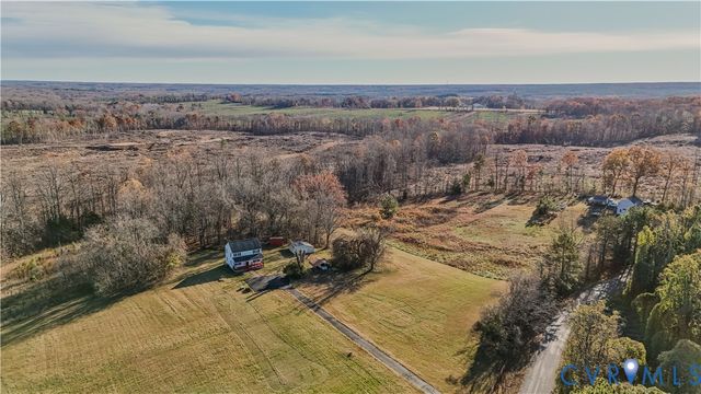 1392 Sports Lake Rd, Columbia, VA 23038