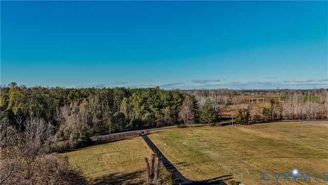 1392 Sports Lake Rd, Columbia, VA 23038