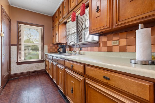420 N Hebbard Street, Joliet, IL 60432